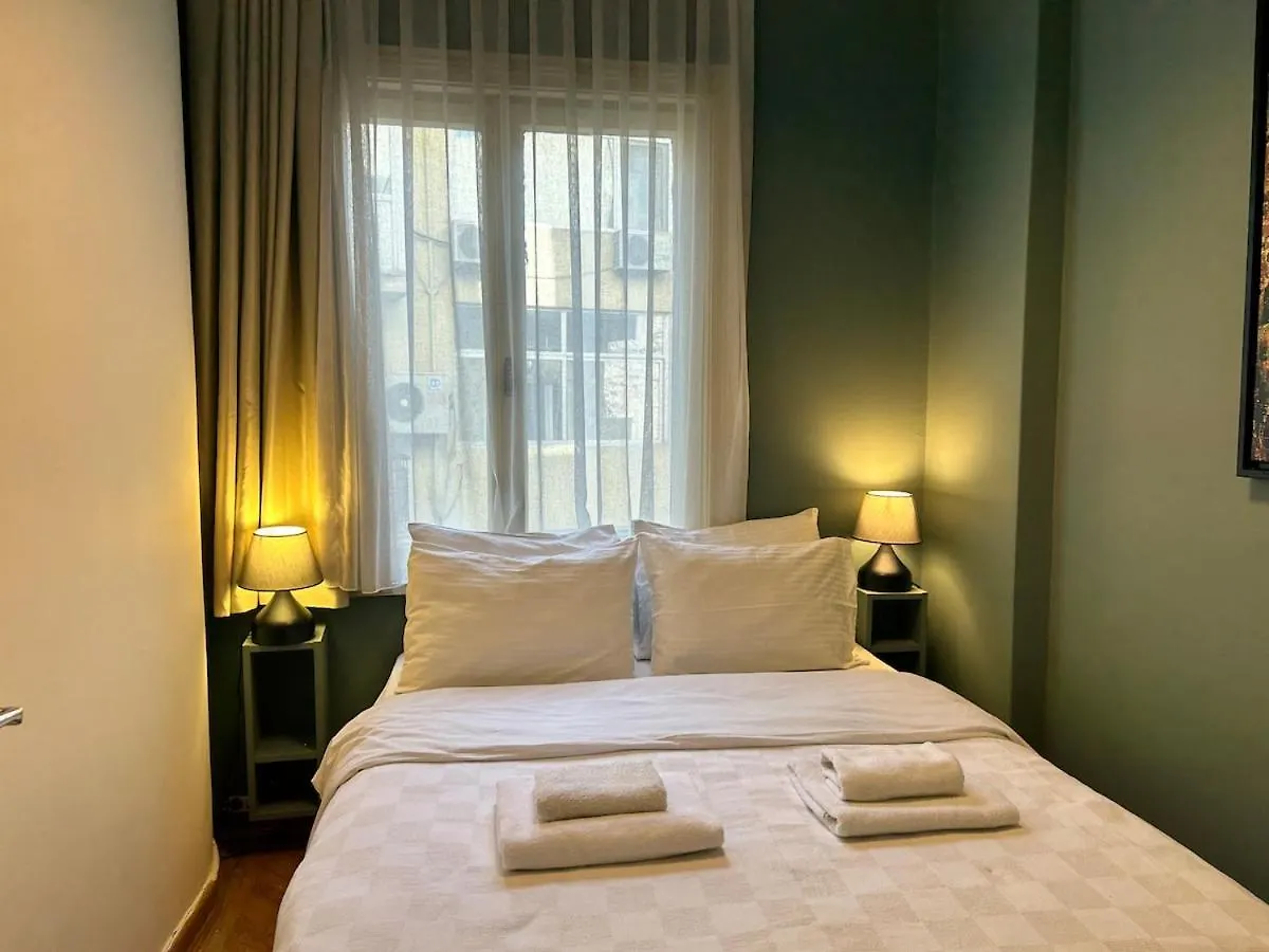 Apartamento Spacious & Peaceful 2Br Central Apt. W/ Balcony Estambul