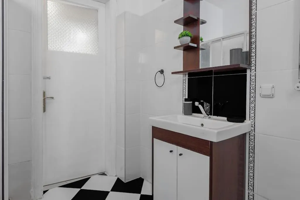 Spacious & Peaceful 2Br Central Apt. W/ Balcony Provincia di Provincia di Istanbul 0*,